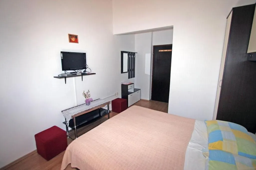 Room In Medulin With Terrace, Air Conditioning, Wifi 3488-9